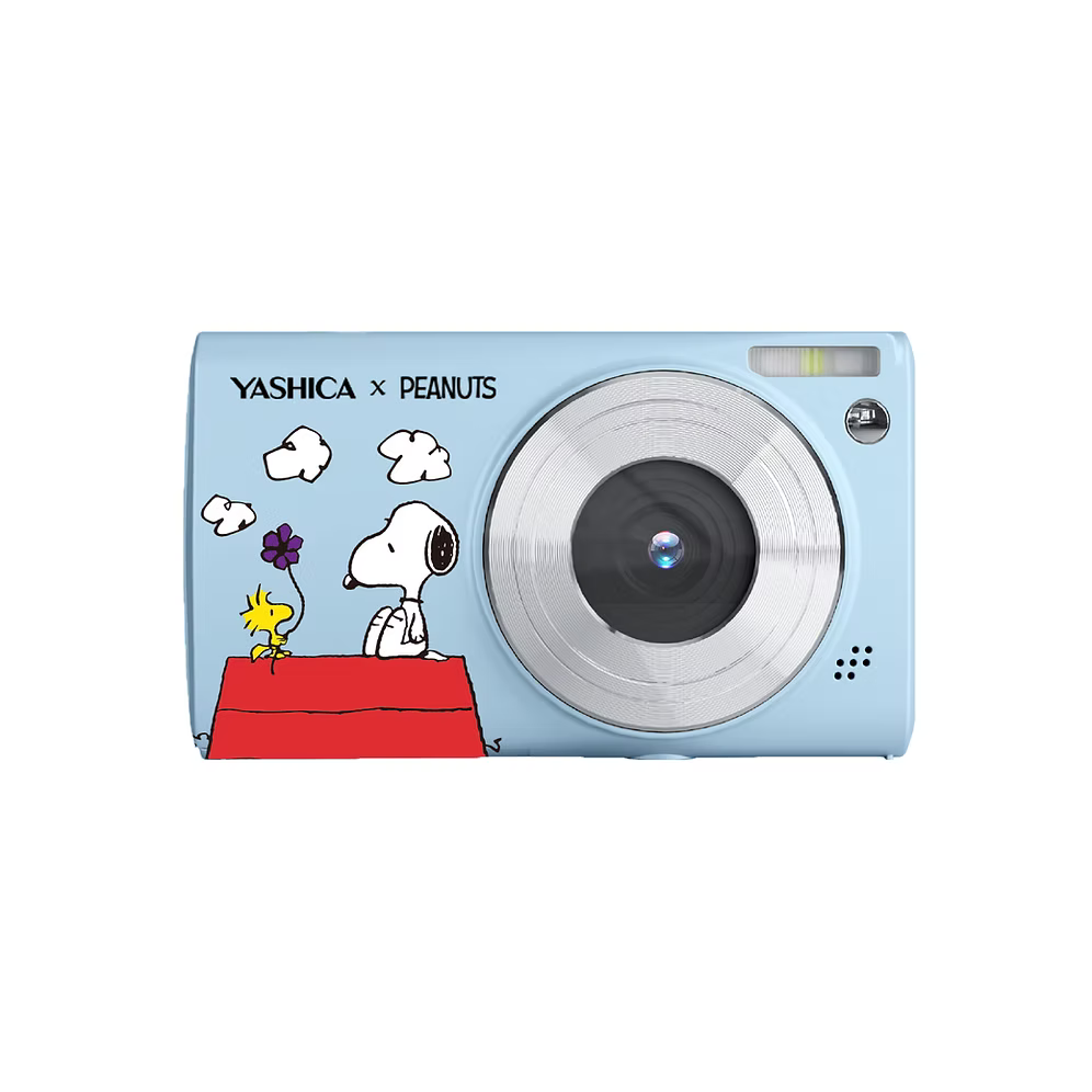 Yashica DP-100 Snoopy Edition