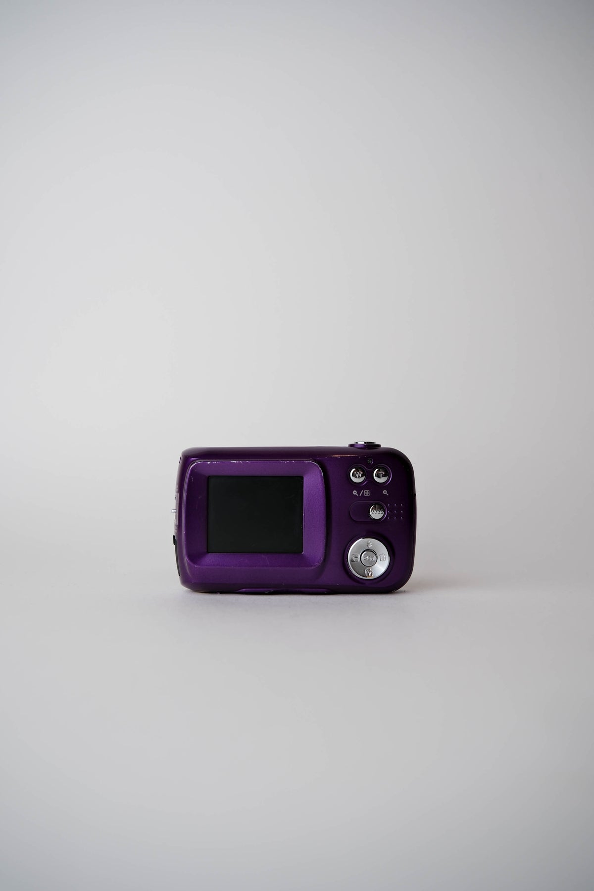 Vivitar F126