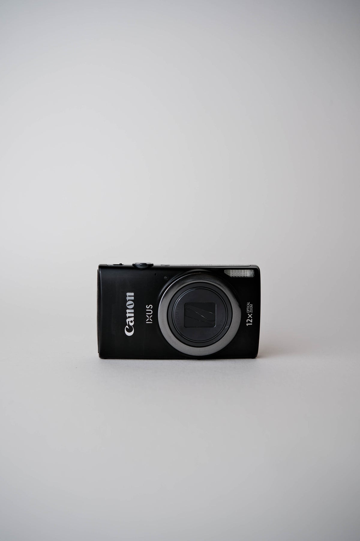 Canon IXY 650