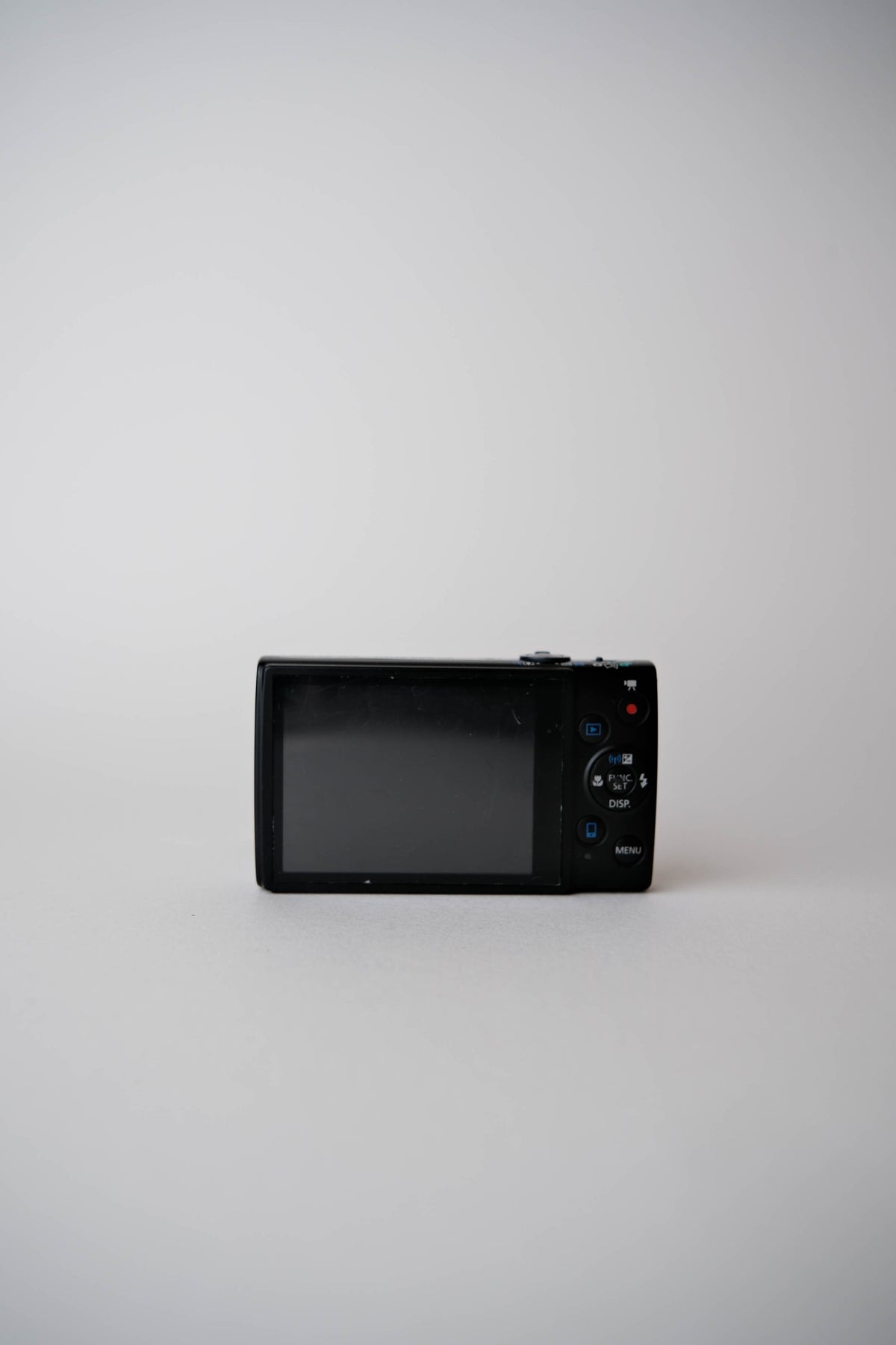 Canon IXY 650